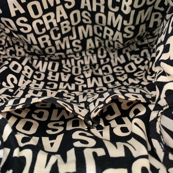 Marc Jacobs Tote - Picture 6 of 7